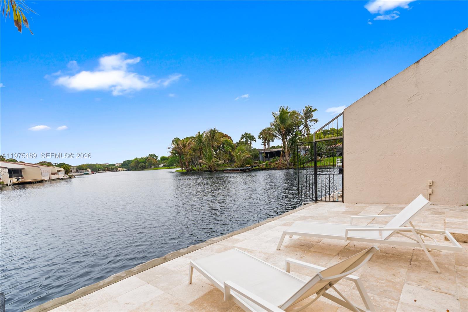 MIAMI LAKES LAKE MARTHA S - Residential