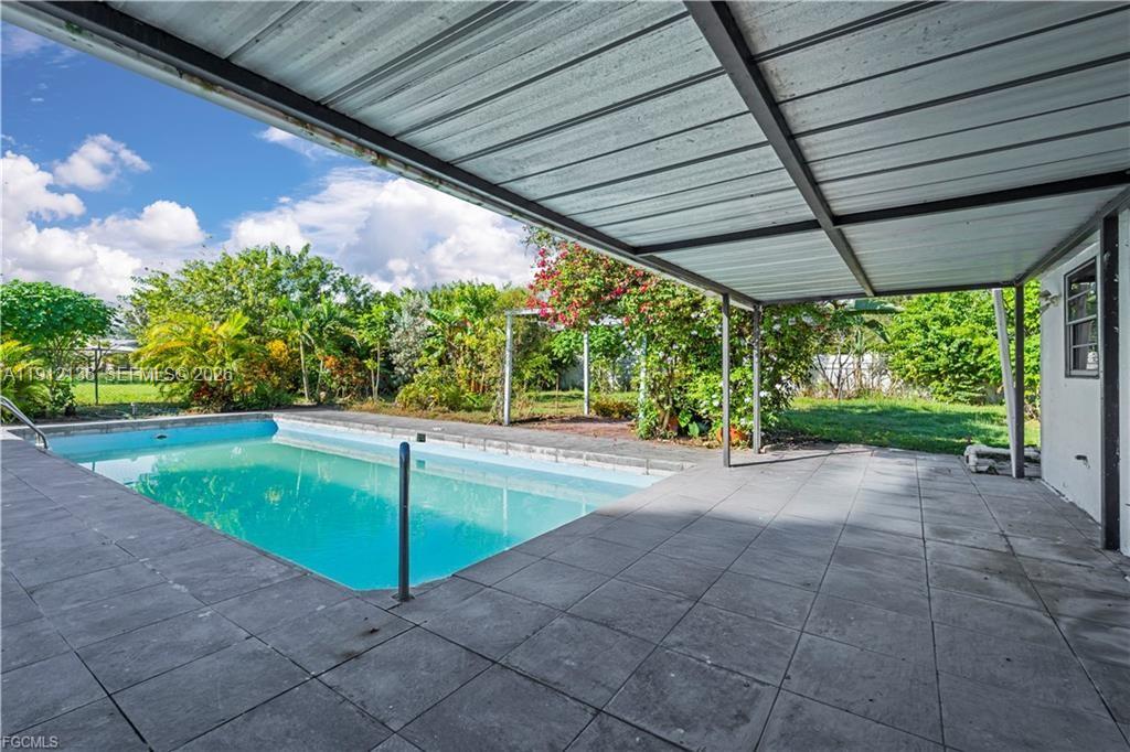 Port LaBelle - Residential