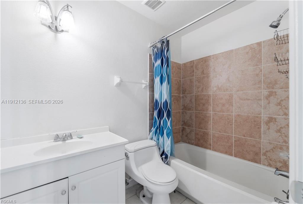 Port LaBelle - Residential