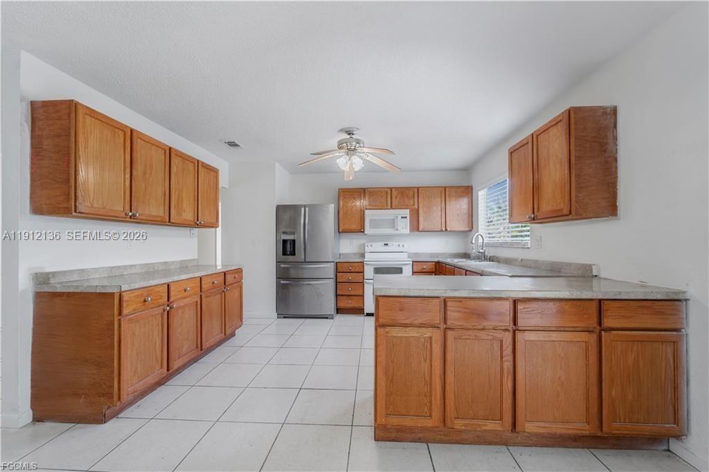 Port LaBelle - Residential