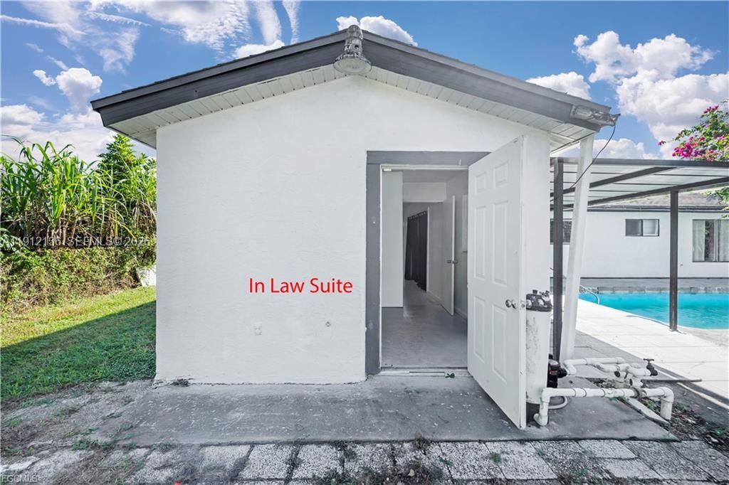 Port LaBelle - Residential