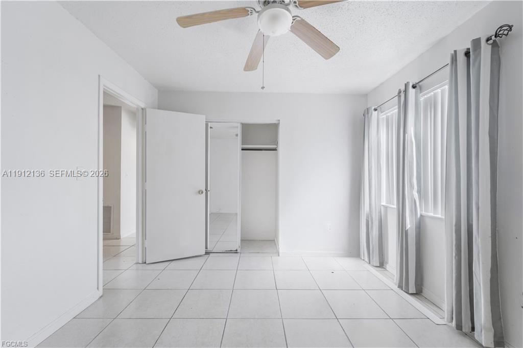 Port LaBelle - Residential