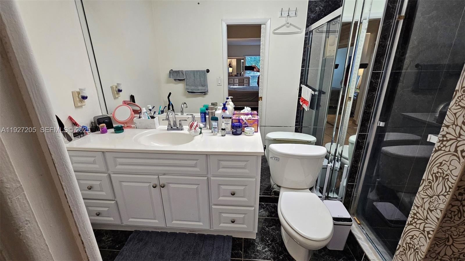 HOLLYWOOD GARDENS CONDOMI - Residential