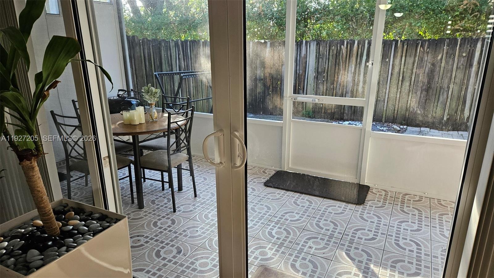 HOLLYWOOD GARDENS CONDOMI - Residential