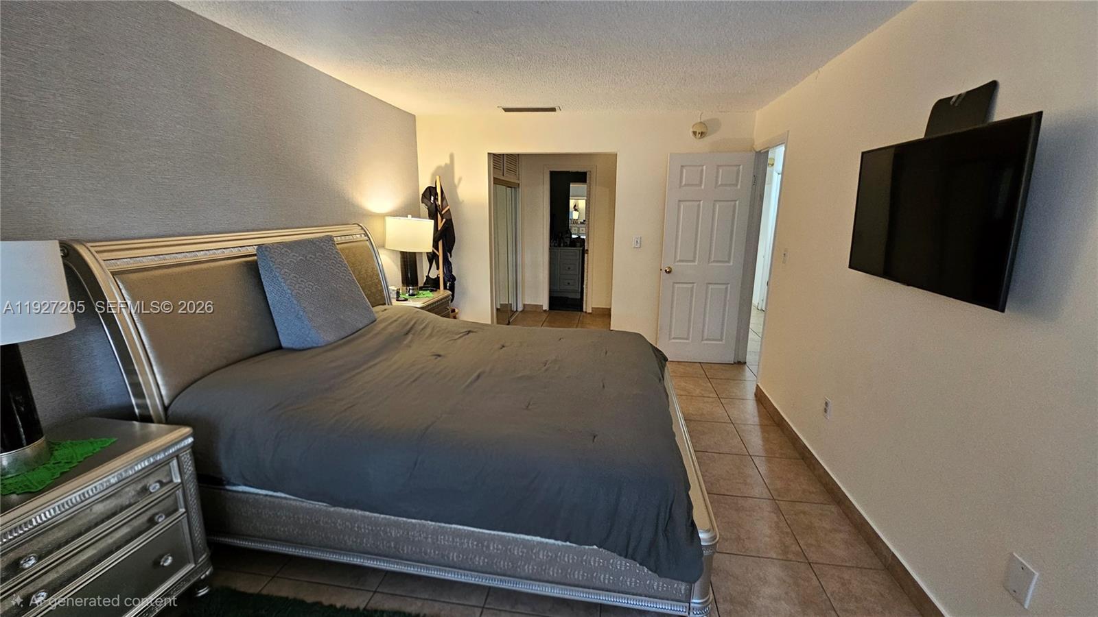 HOLLYWOOD GARDENS CONDOMI - Residential