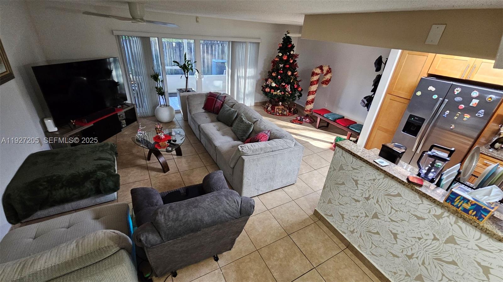 HOLLYWOOD GARDENS CONDOMI - Residential