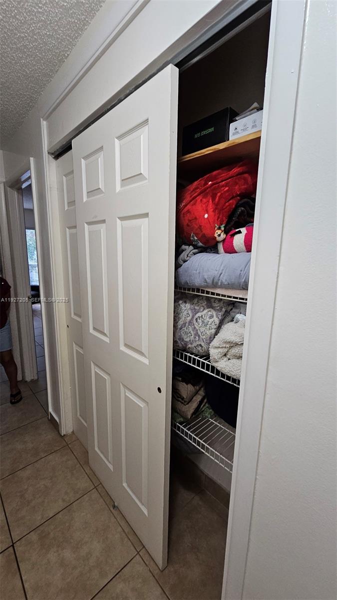 HOLLYWOOD GARDENS CONDOMI - Residential