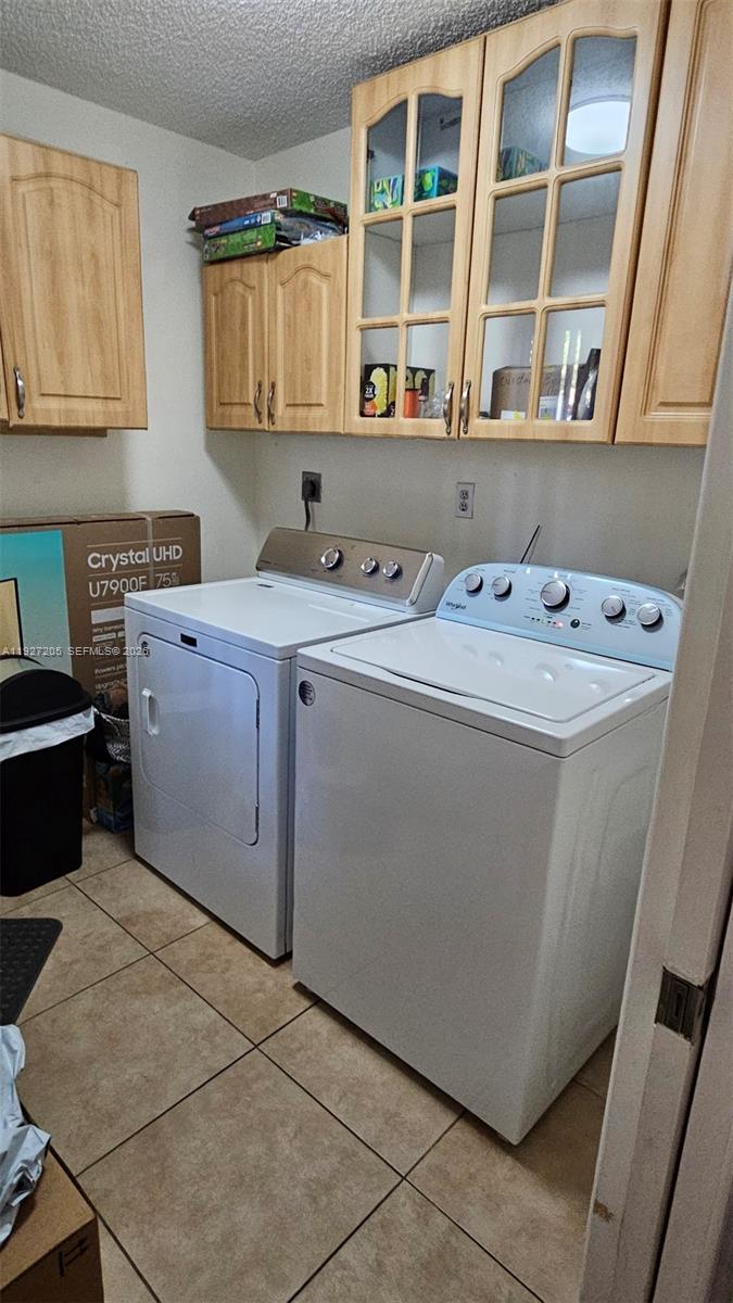 HOLLYWOOD GARDENS CONDOMI - Residential