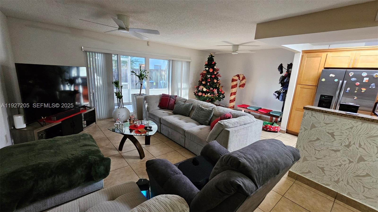 HOLLYWOOD GARDENS CONDOMI - Residential