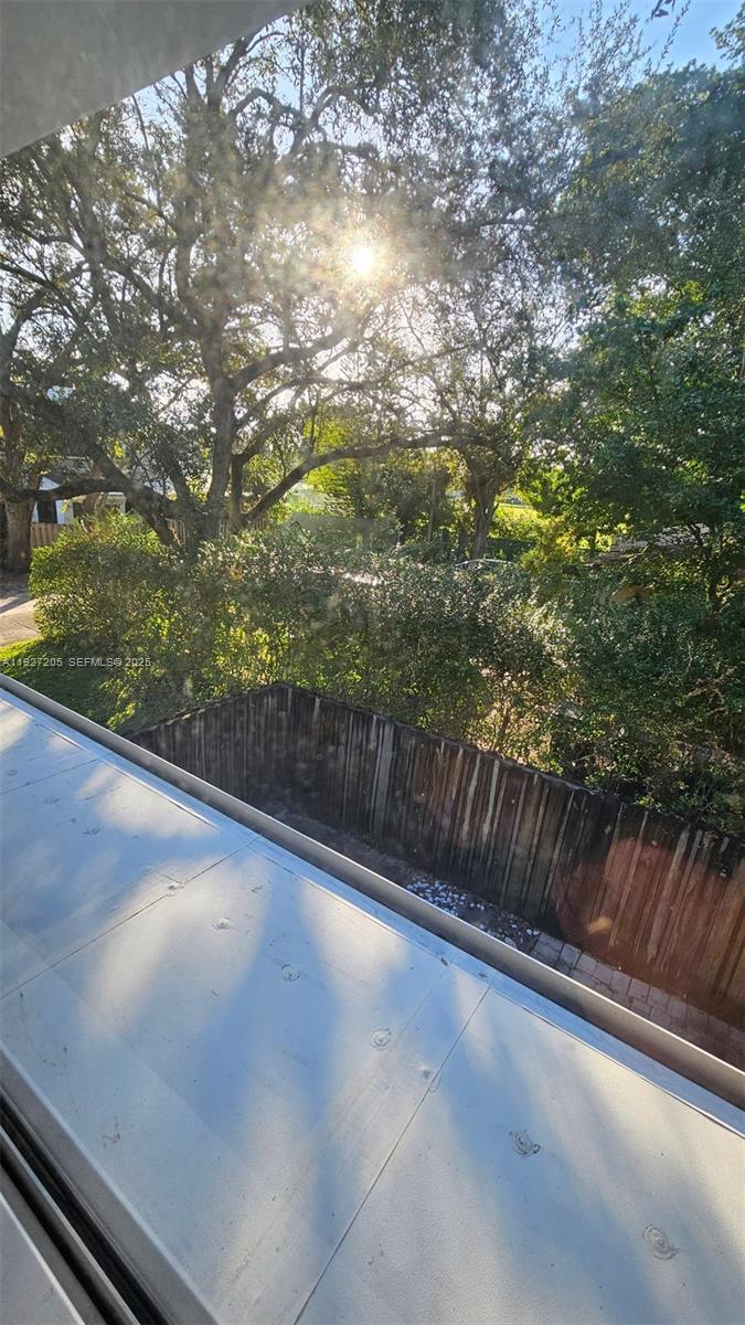 HOLLYWOOD GARDENS CONDOMI - Residential