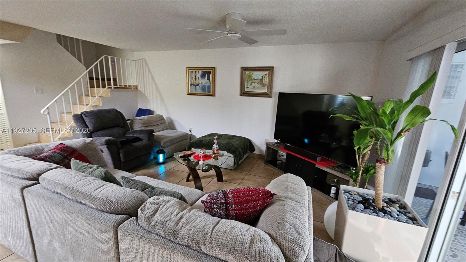 HOLLYWOOD GARDENS CONDOMI - Residential