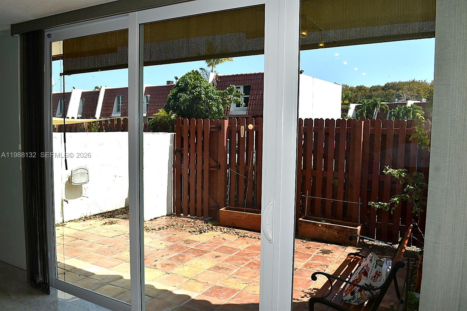 LAKE LAURA CONDO NO 2 - Residential