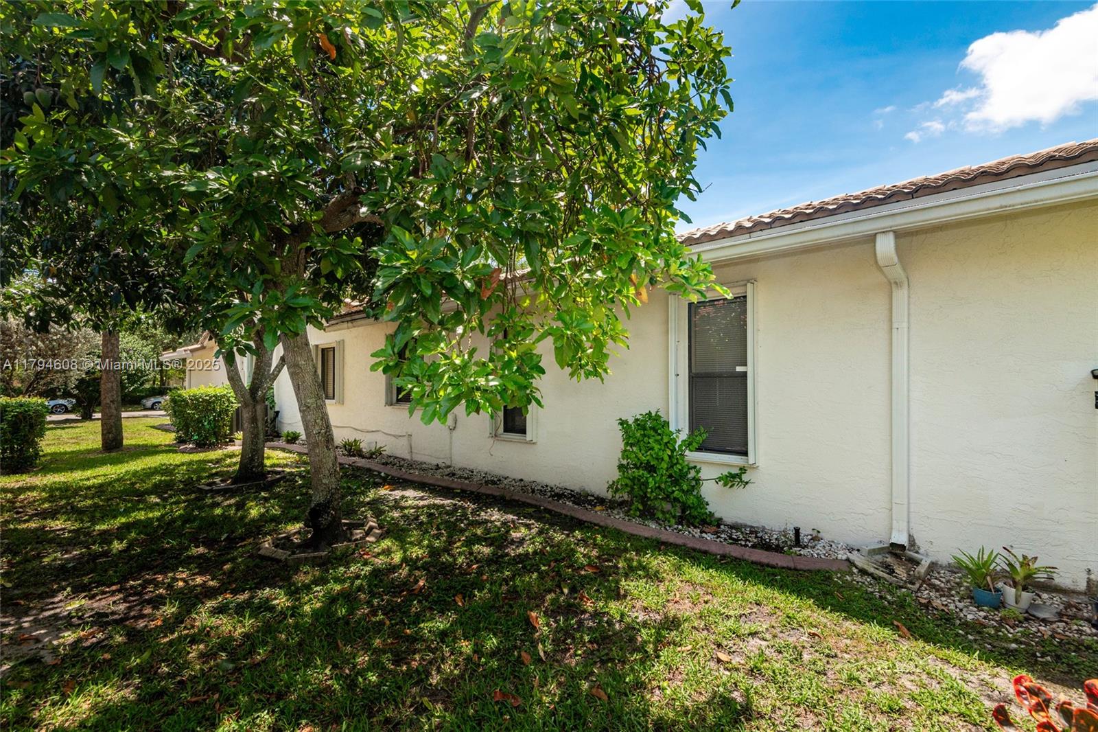 1422 NW 97th Ave