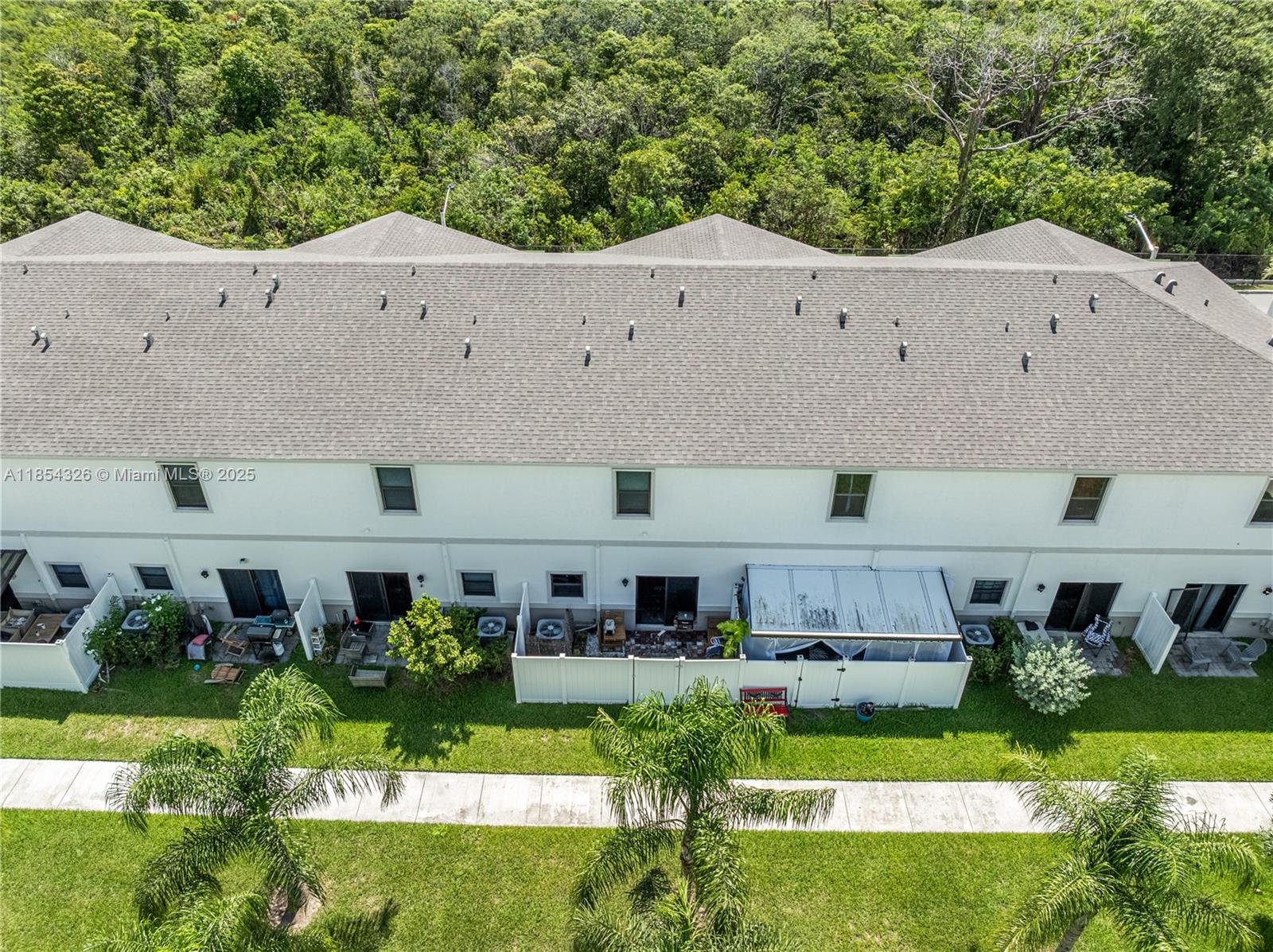 1150 SW 6th Ave