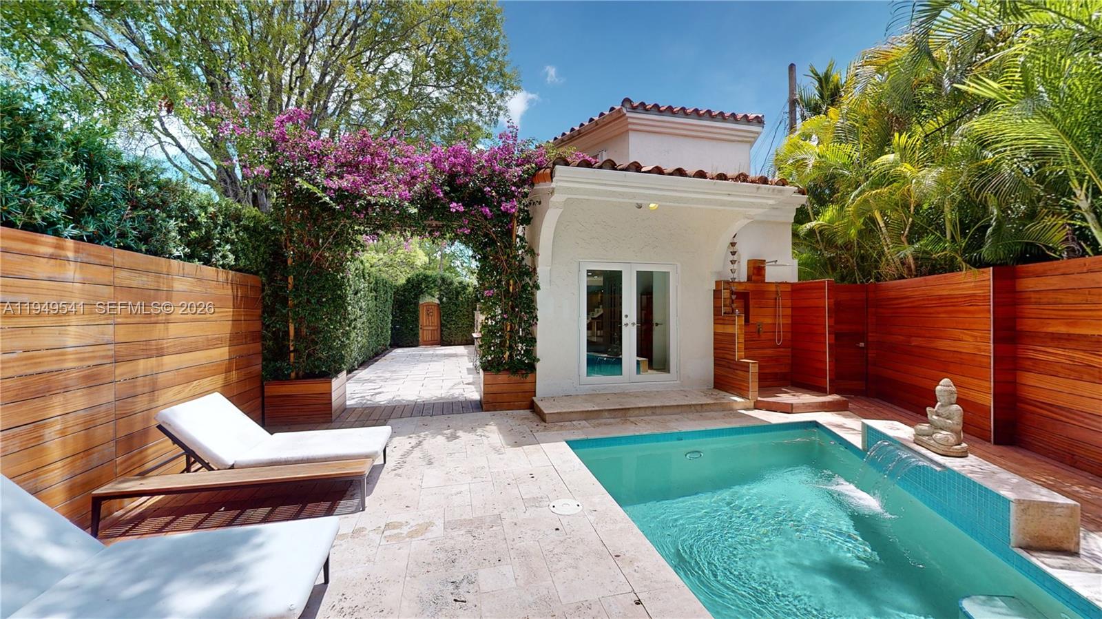 CORAL GABLES SEC B - Residential