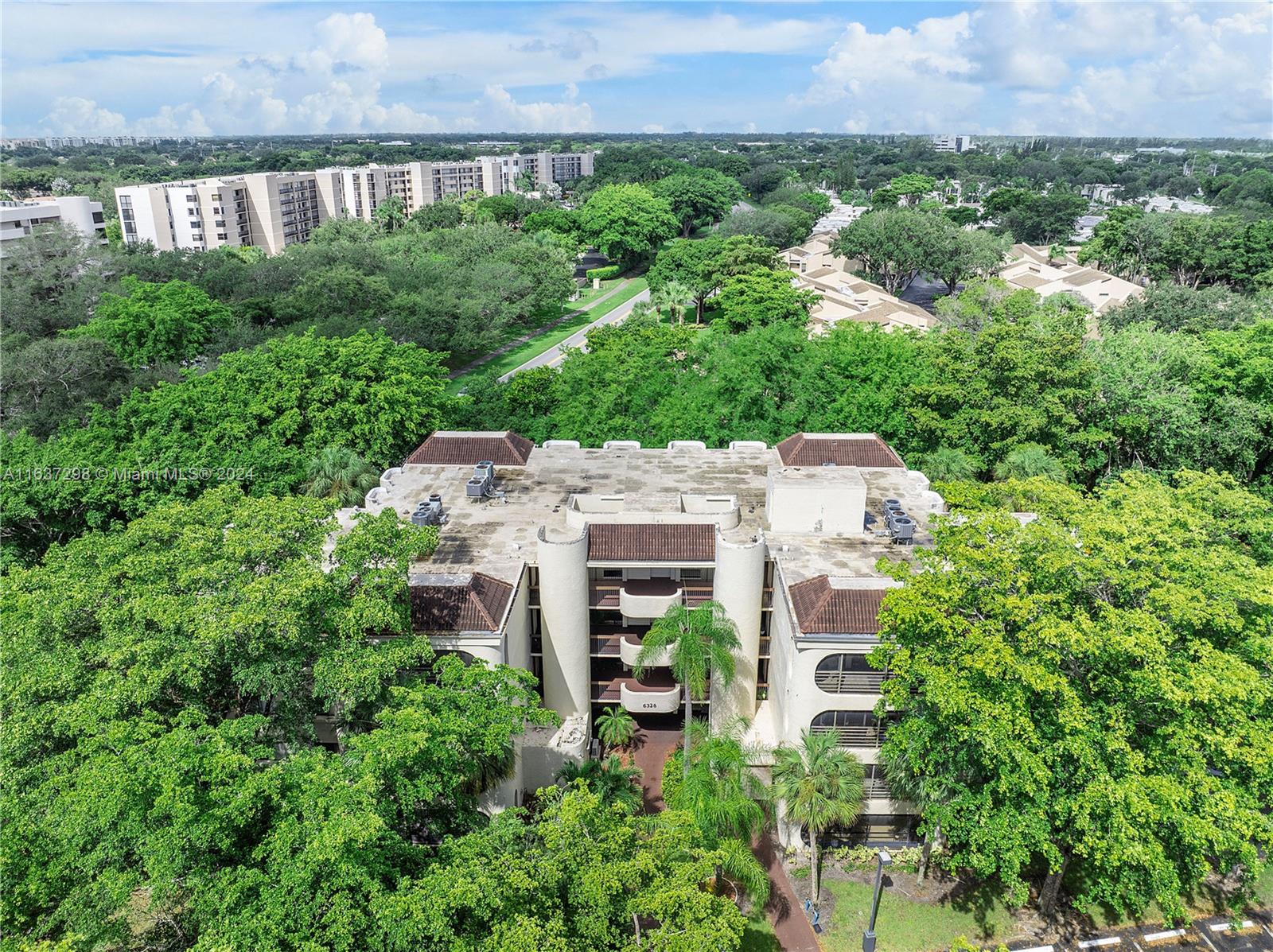 WINDSONG AT BOCA DEL MAR - Residential