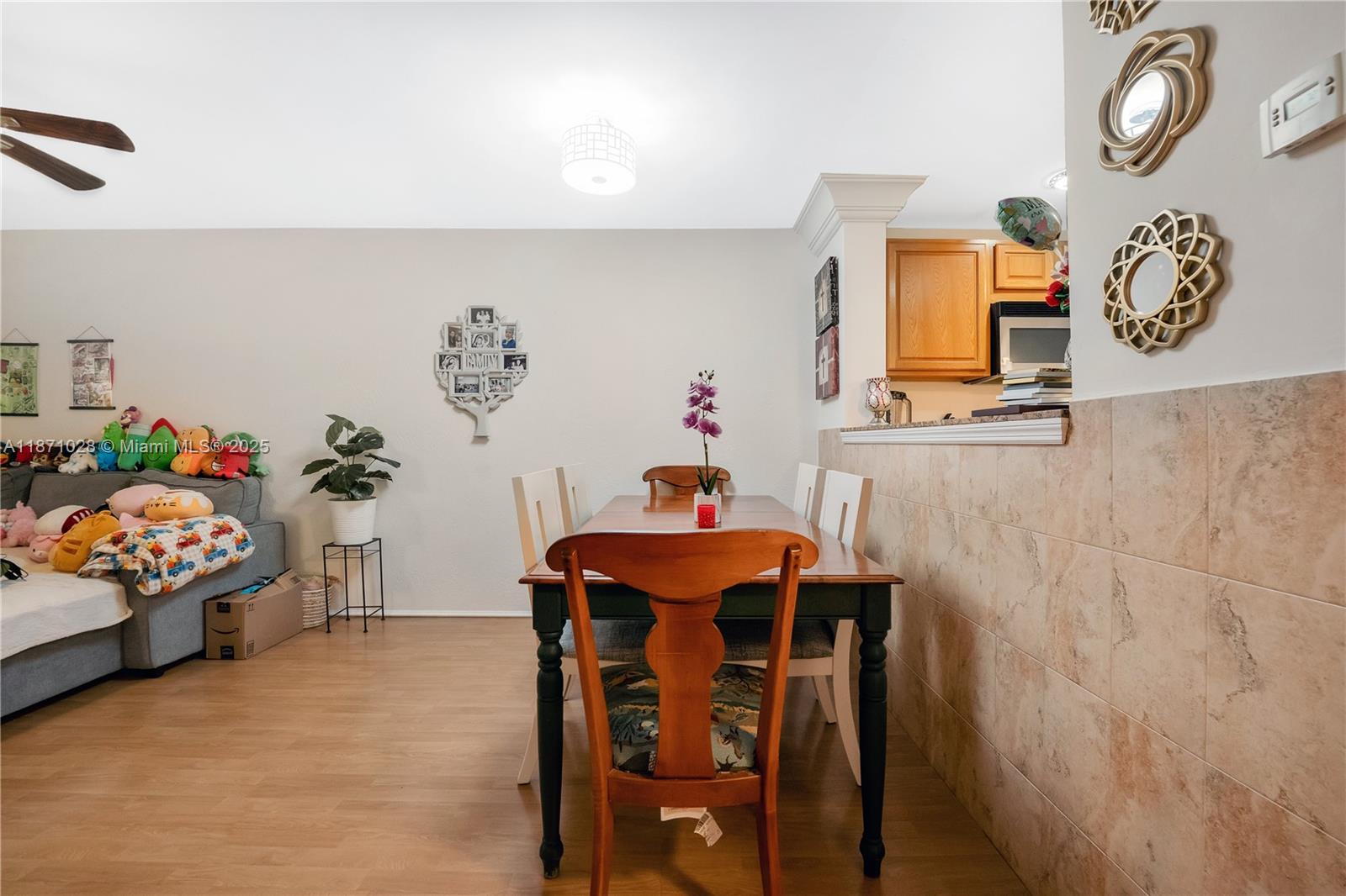 GATELAND VILLAGE SEC G CO - Residential