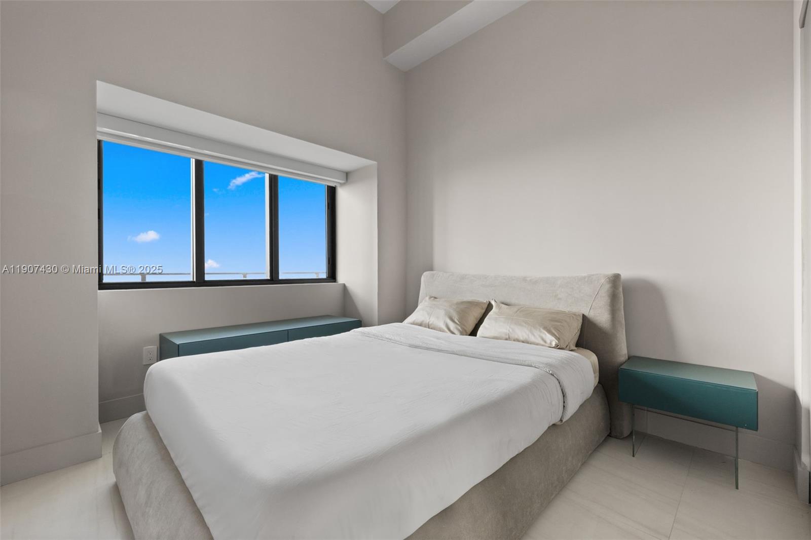 GRAN PARAISO CONDO - Residential Lease