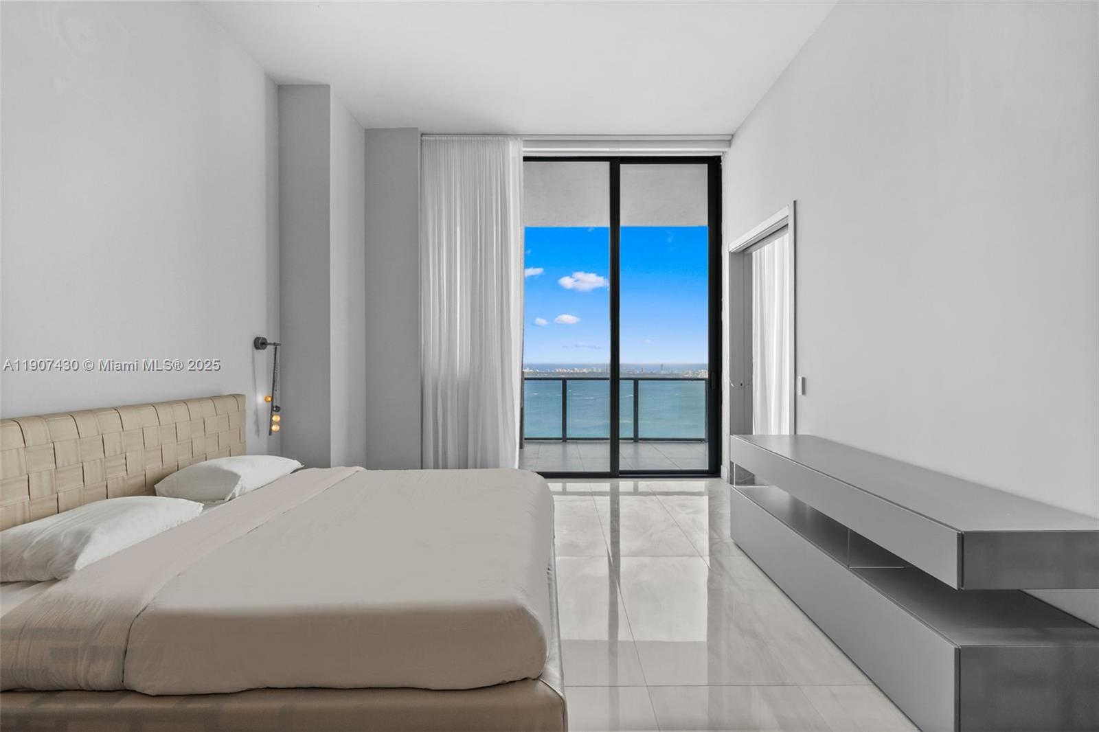 GRAN PARAISO CONDO - Residential Lease