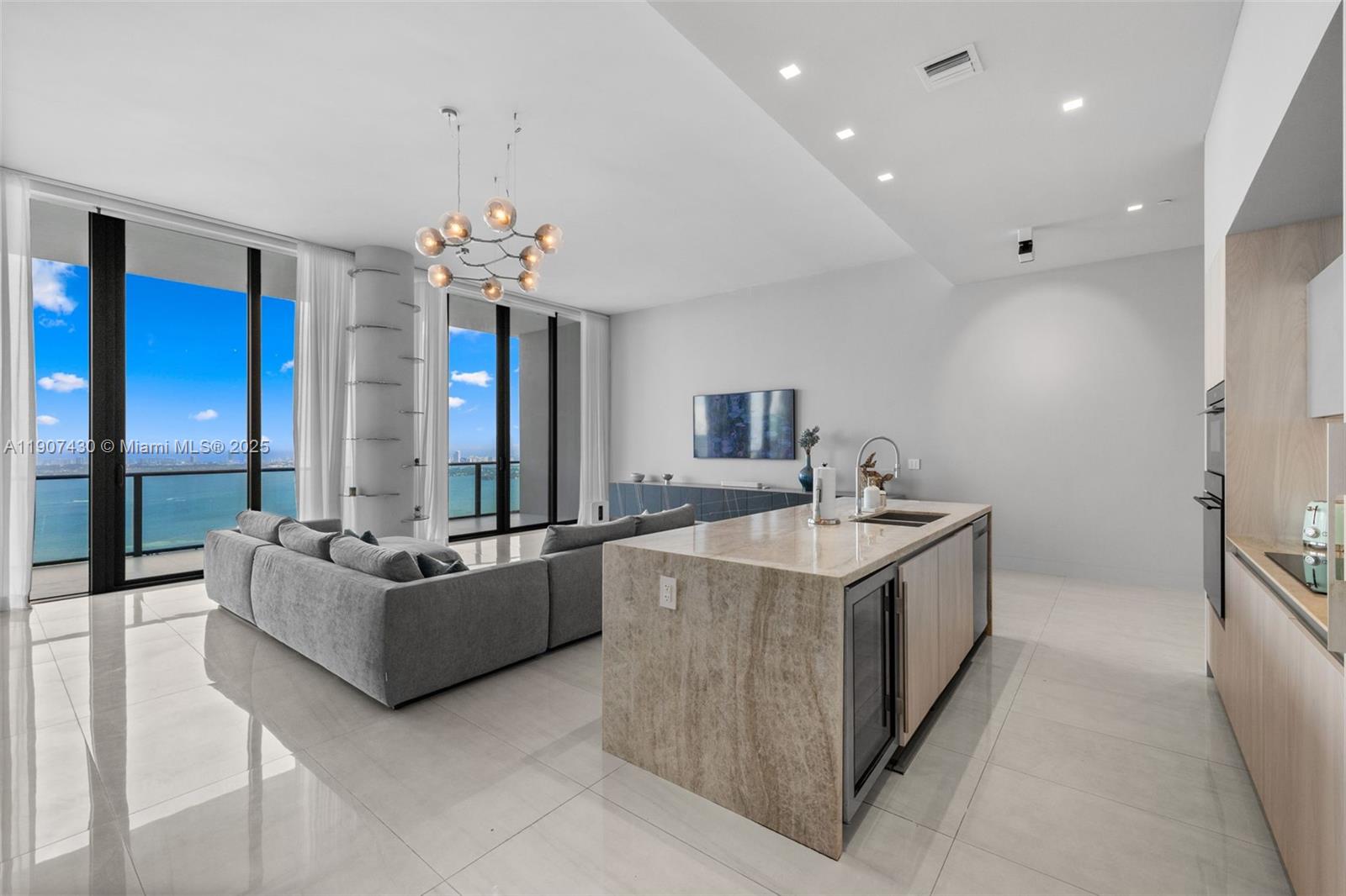 GRAN PARAISO CONDO - Residential Lease