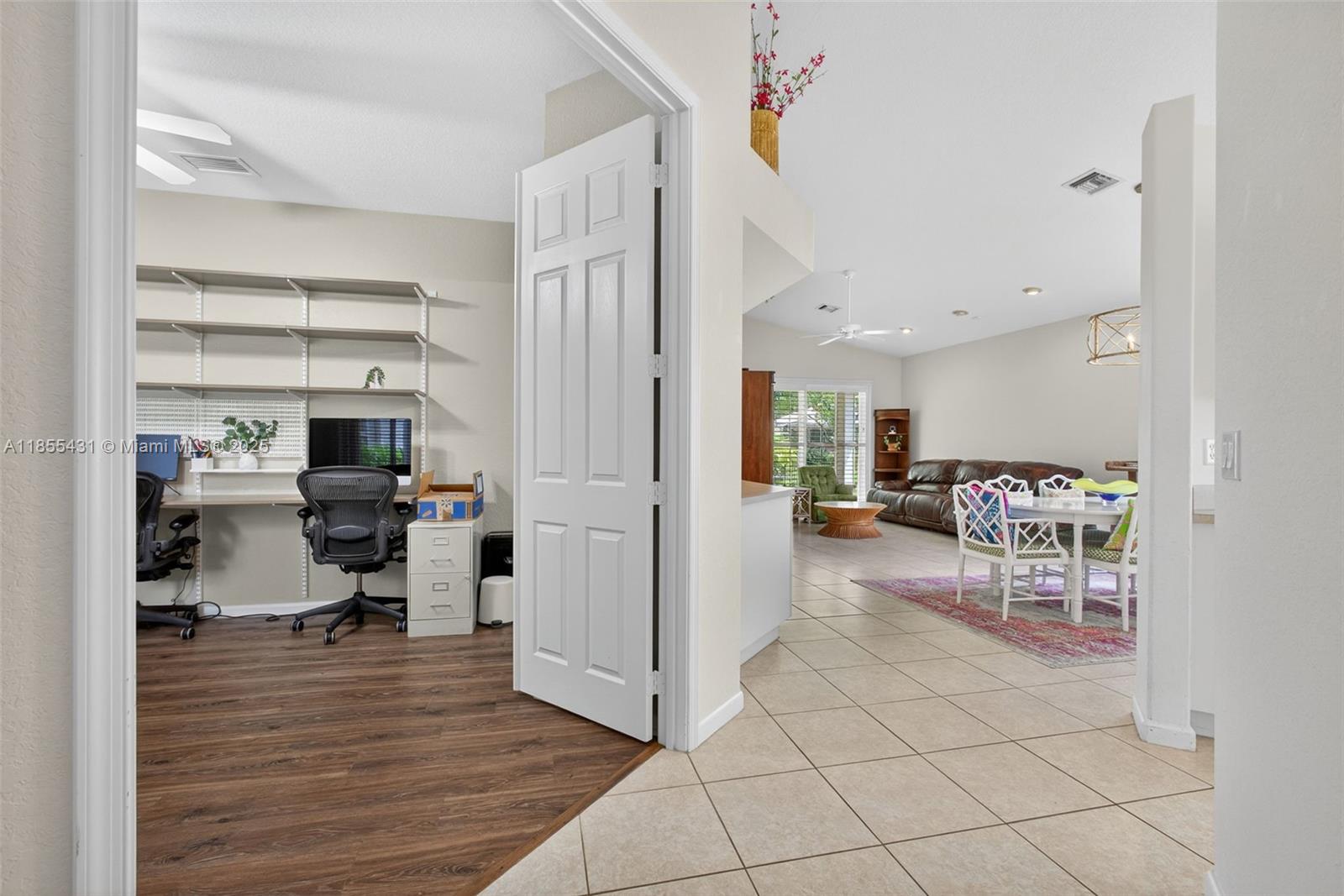 9633 Sandpiper Ln