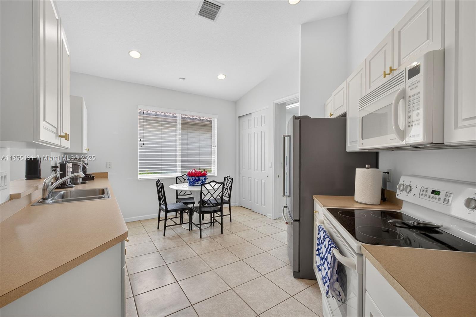 BAYWINDS RPD 12 - Residential