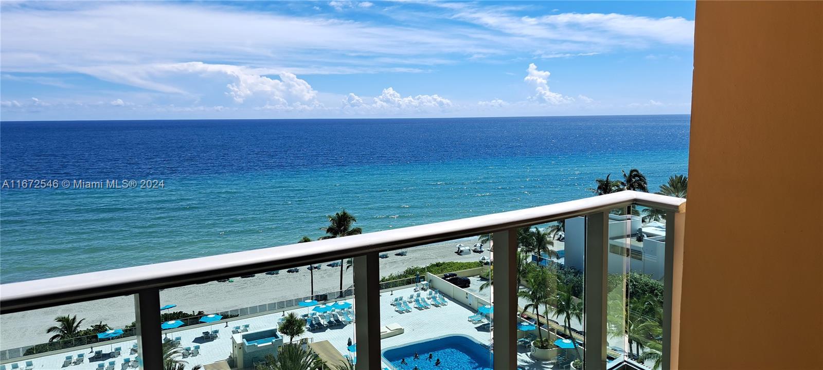 Photo 1 of 2501 S Ocean Dr 1021, Hollywood, Florida, $3,250, Web #: 11672546