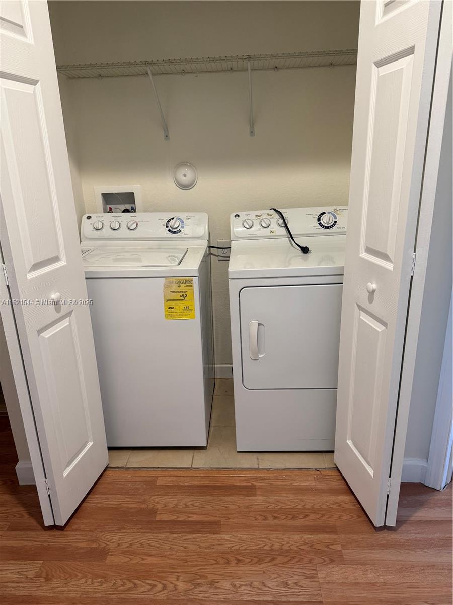 VENETIAN PARC WEST - Residential Lease