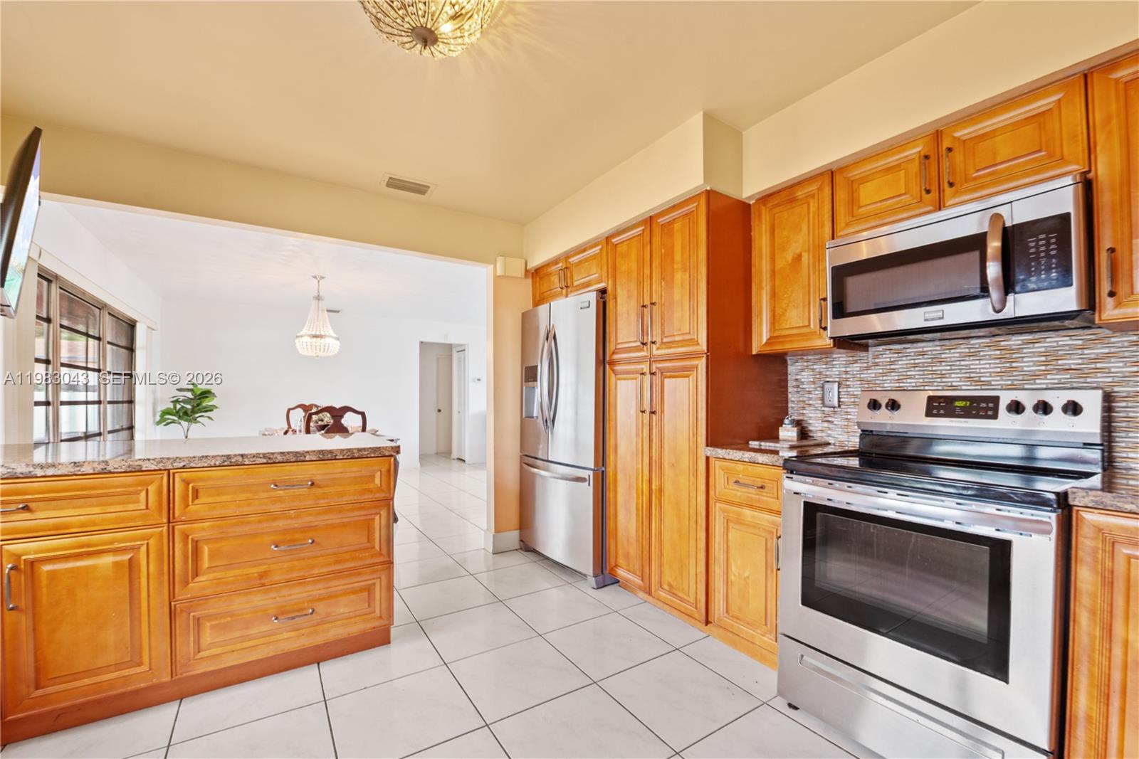 MOFFATVILLE - Residential