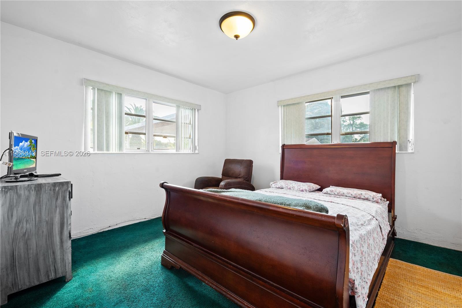 MOFFATVILLE - Residential