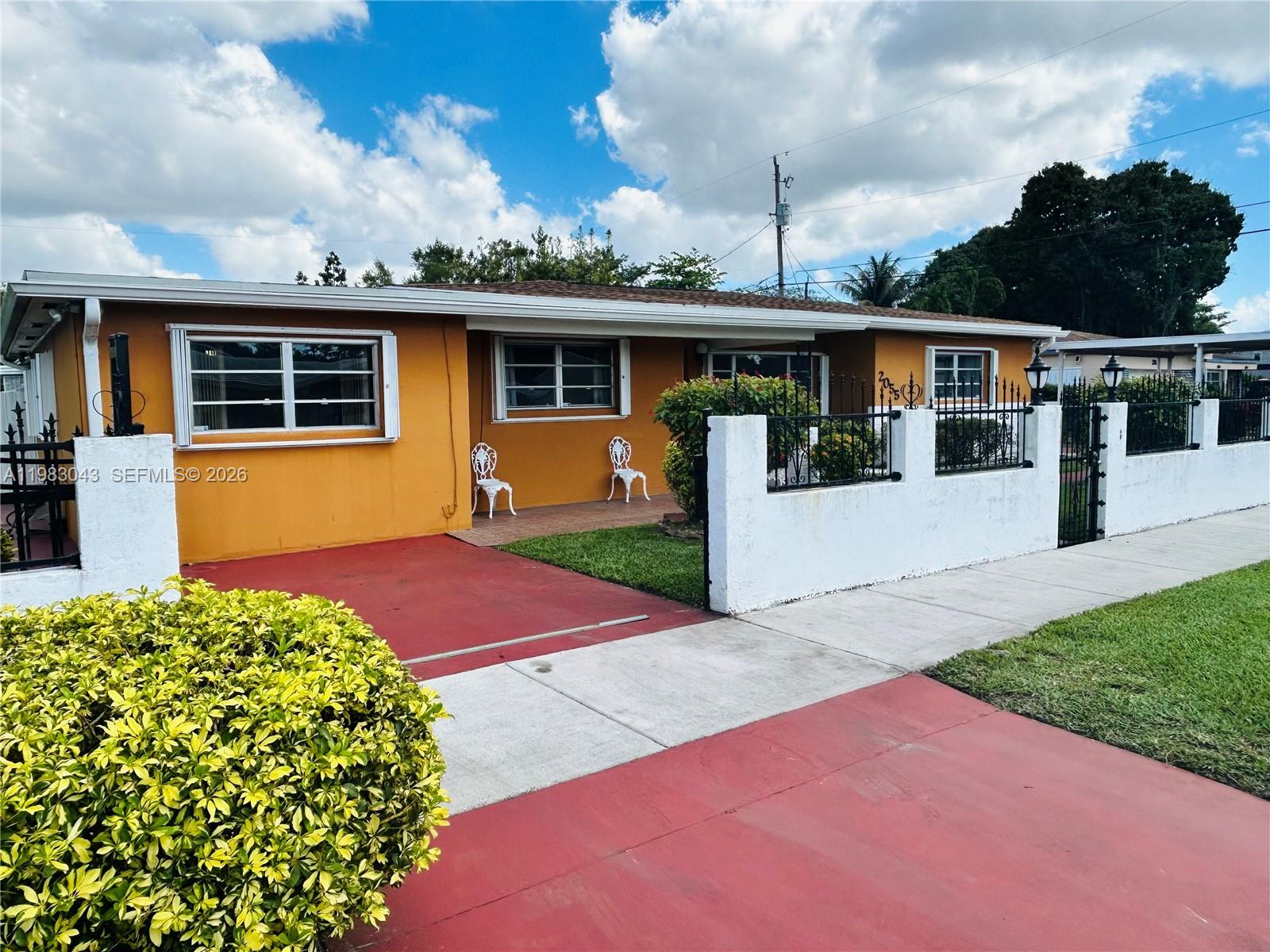 MOFFATVILLE - Residential