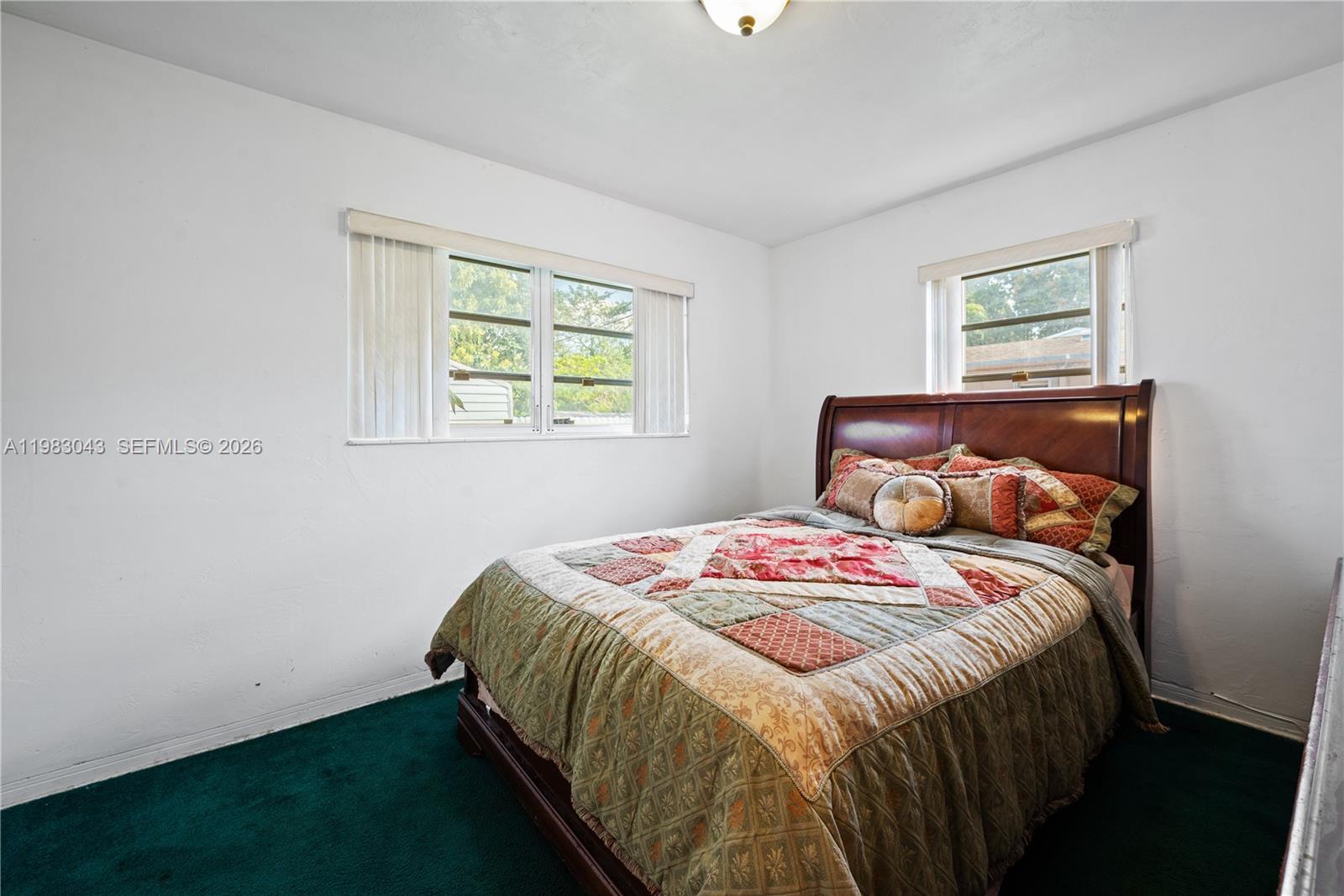 MOFFATVILLE - Residential