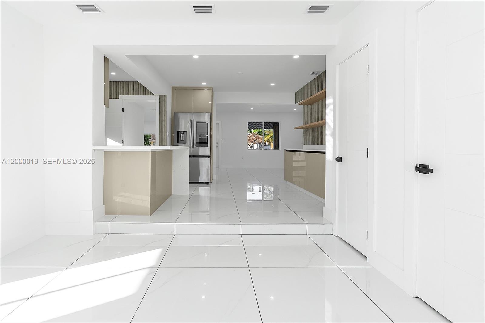 CORAL WAY CENTER AMD - Residential