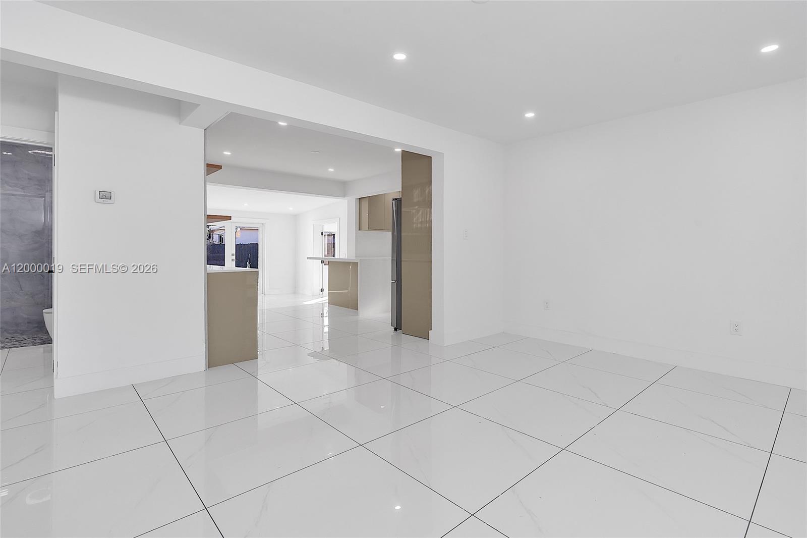 CORAL WAY CENTER AMD - Residential