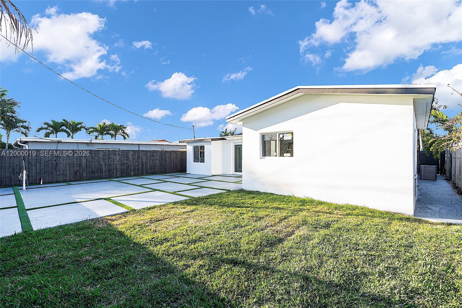 CORAL WAY CENTER AMD - Residential