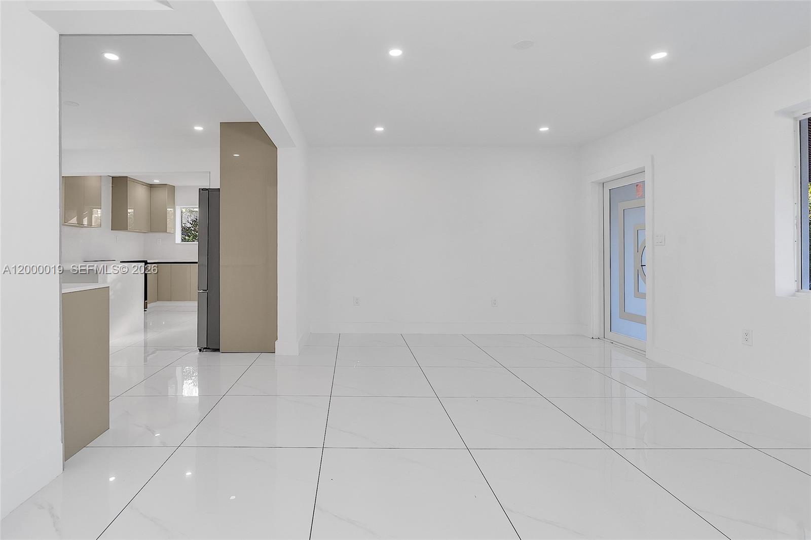 CORAL WAY CENTER AMD - Residential