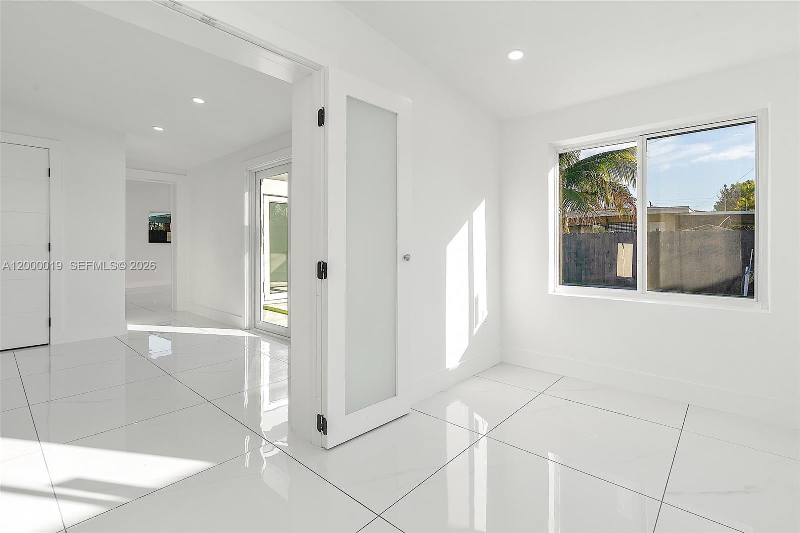 CORAL WAY CENTER AMD - Residential