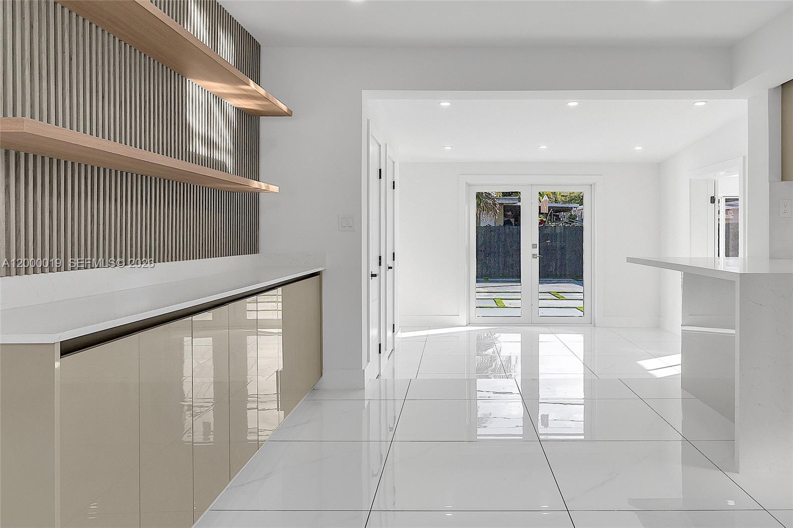 CORAL WAY CENTER AMD - Residential