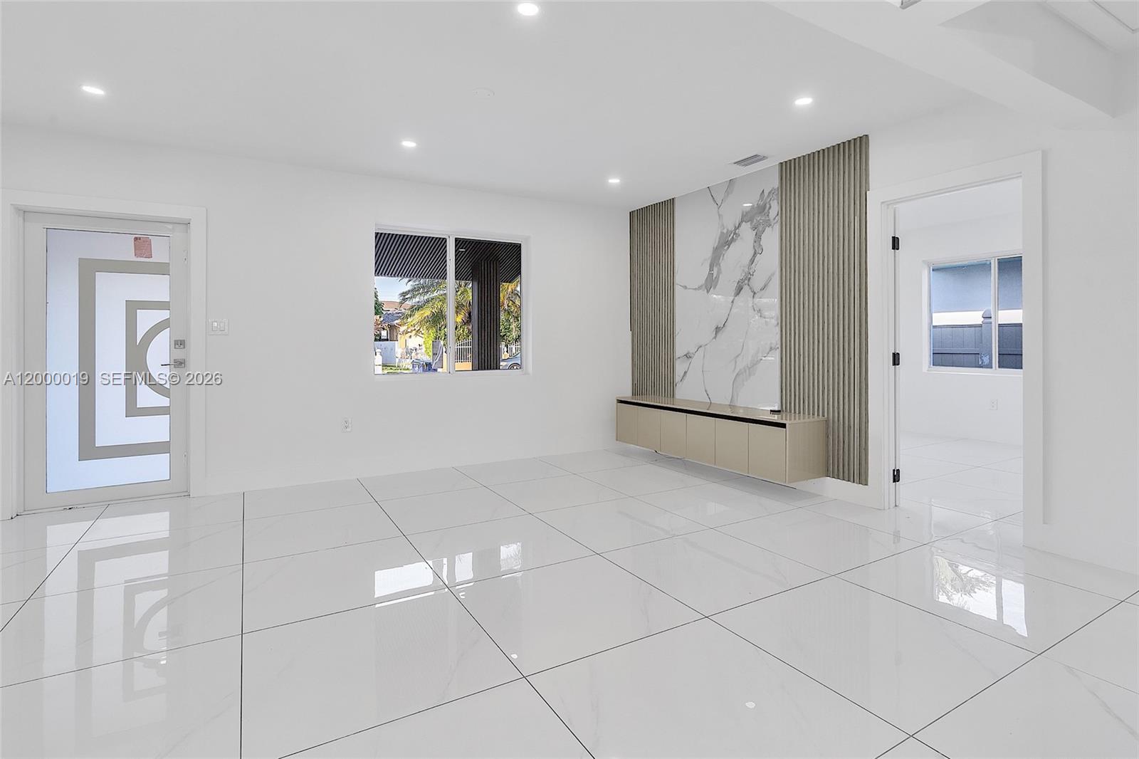 CORAL WAY CENTER AMD - Residential