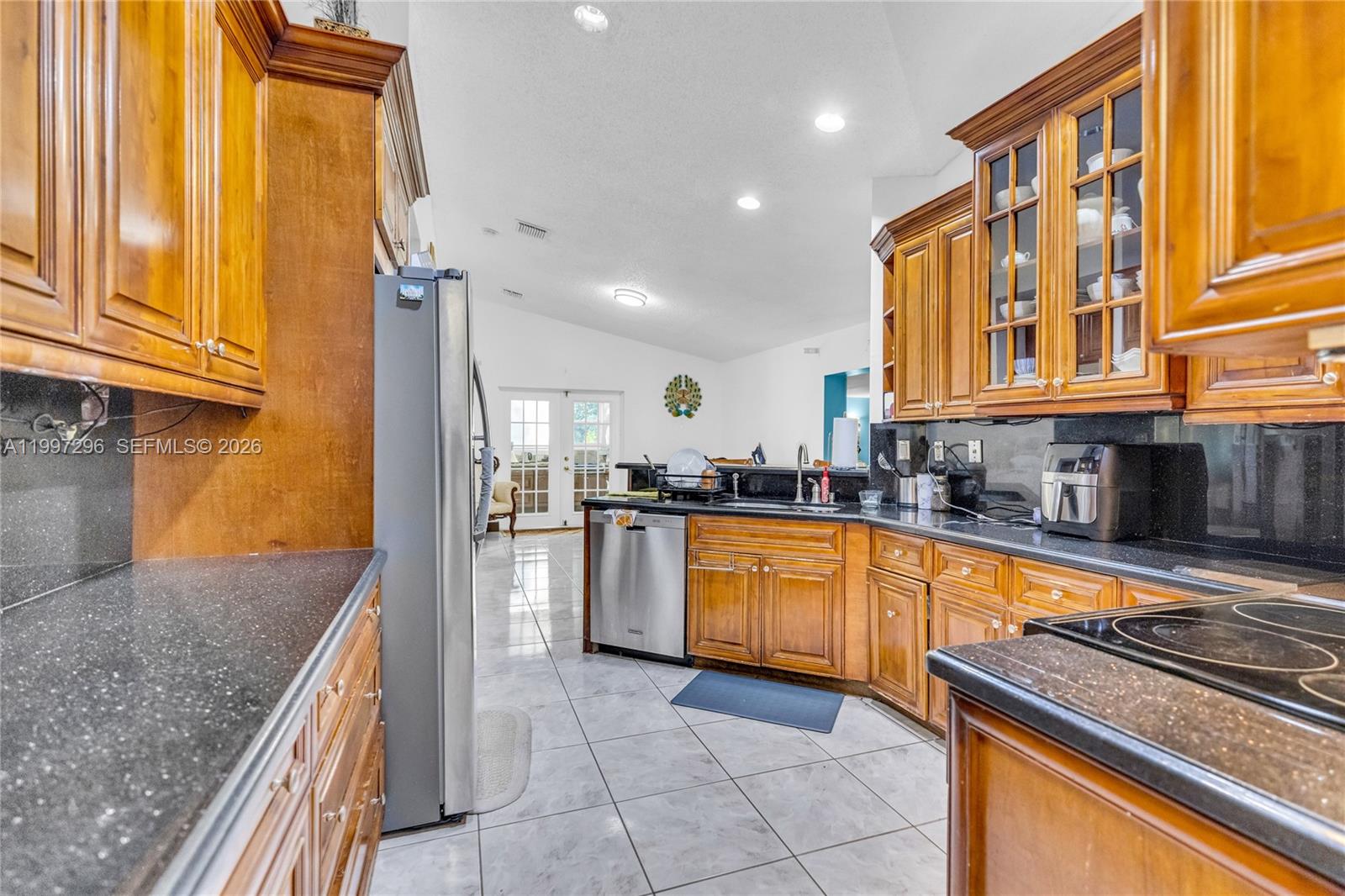 WHITEHORSE ESTATES 2 - Residential Lease