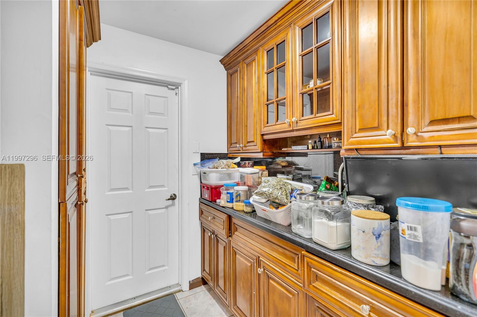 WHITEHORSE ESTATES 2 - Residential Lease