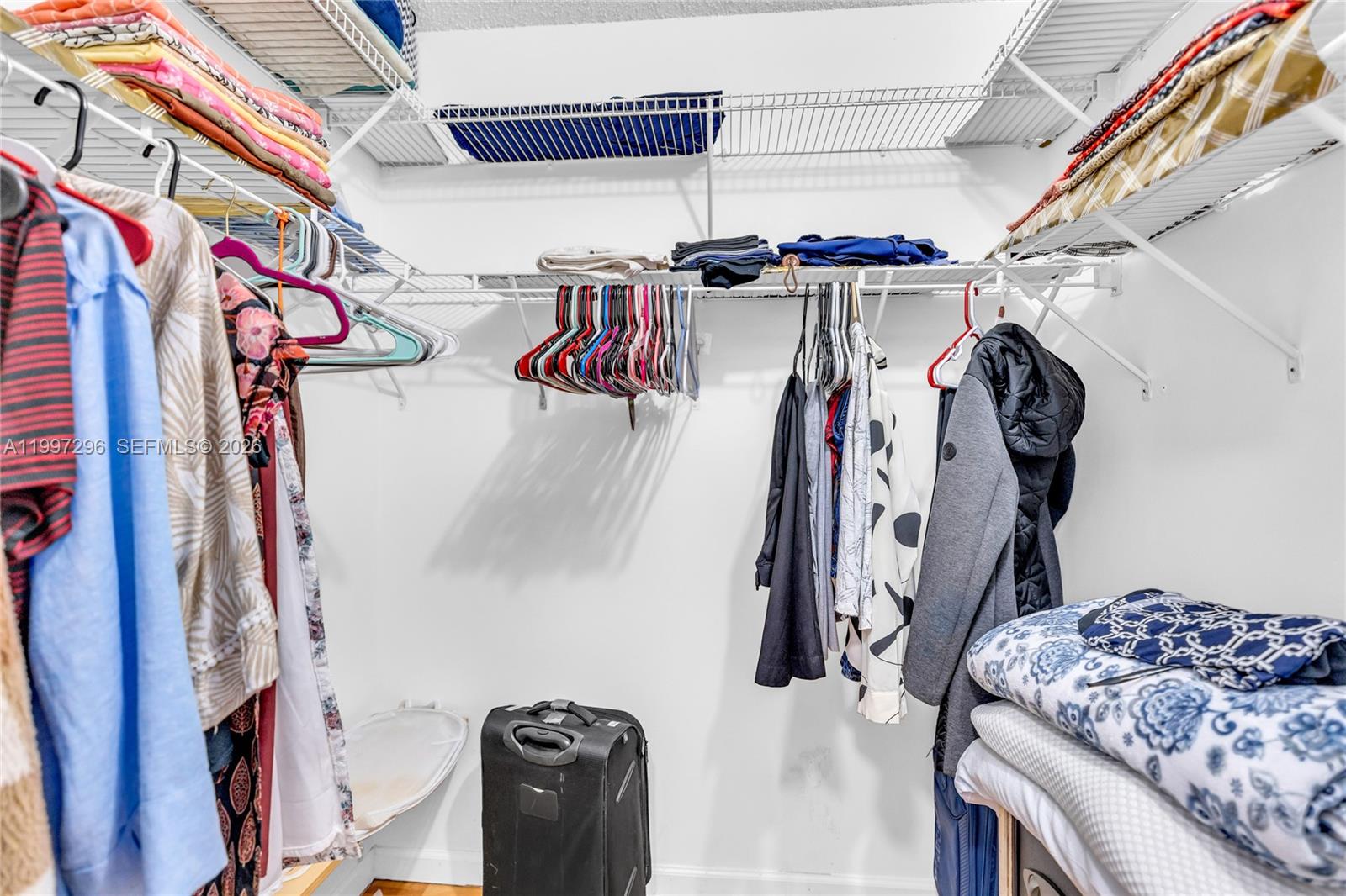 WHITEHORSE ESTATES 2 - Residential Lease