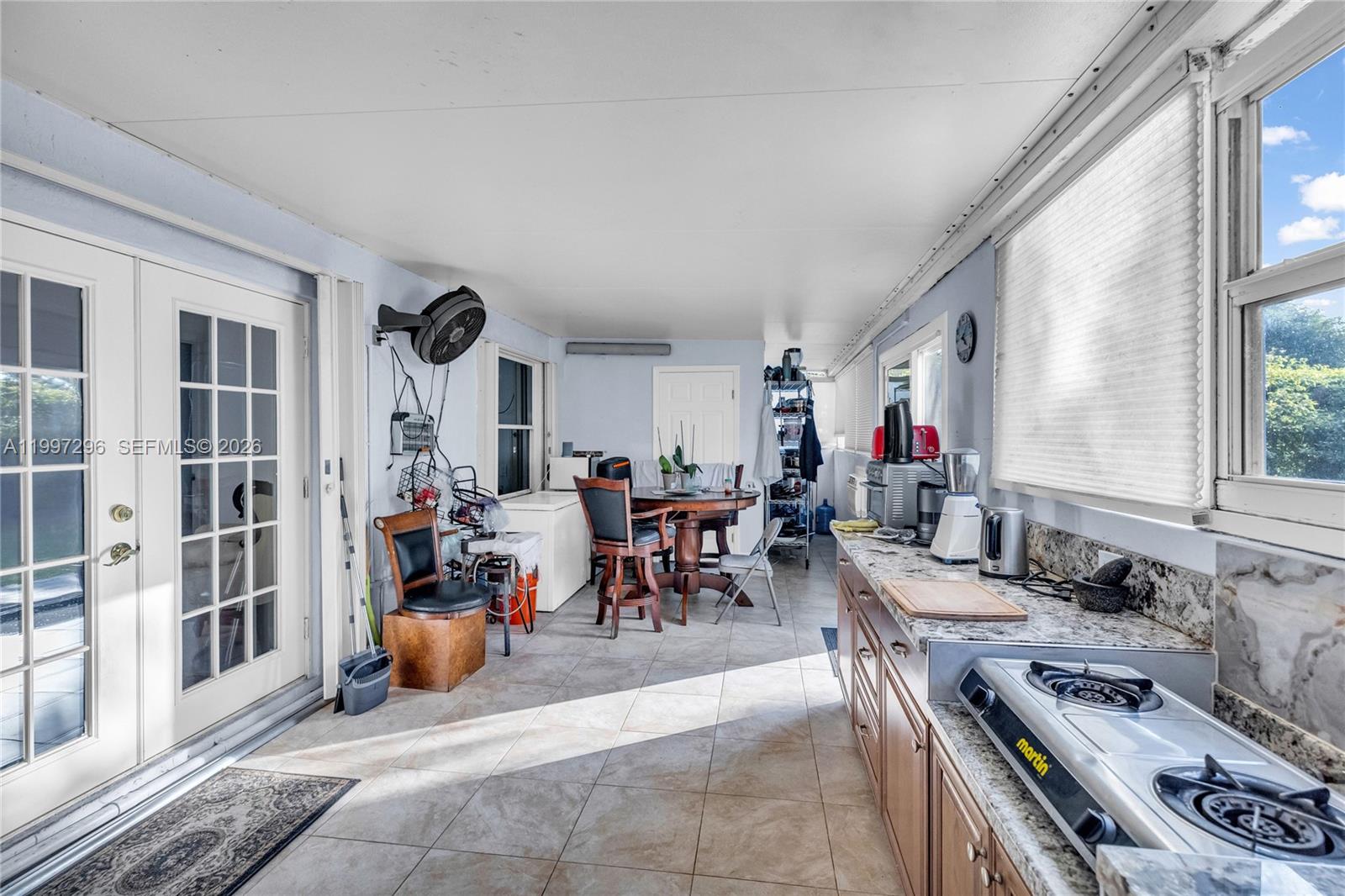 WHITEHORSE ESTATES 2 - Residential Lease