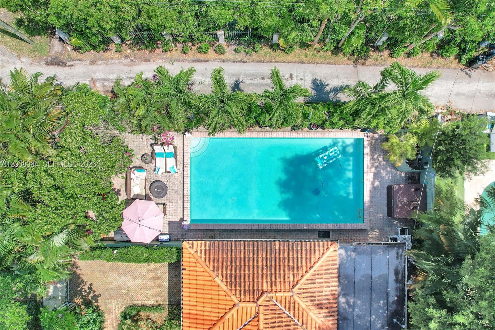 MIAMI SHORES SEC 3 - Residential