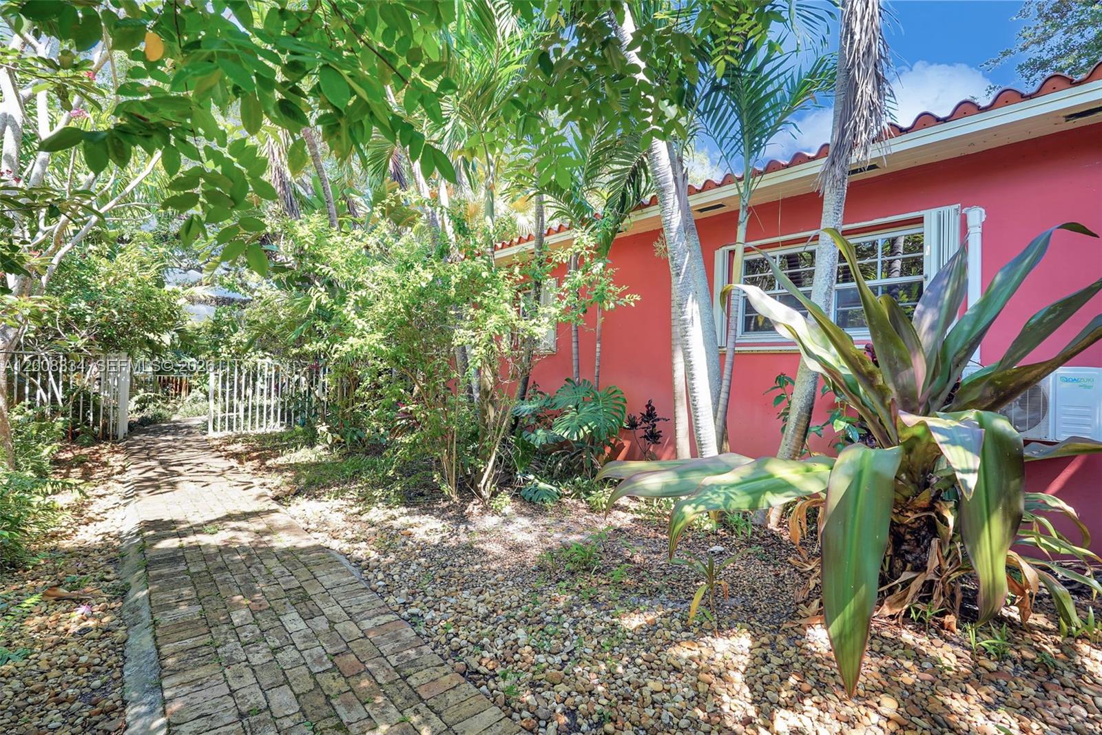 MIAMI SHORES SEC 3 - Residential