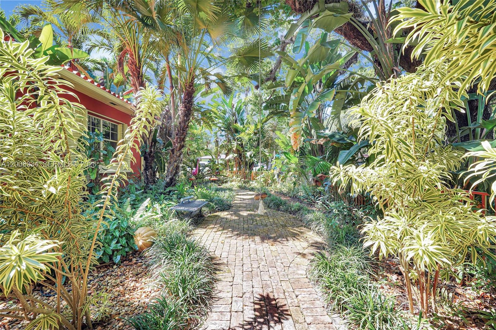 MIAMI SHORES SEC 3 - Residential