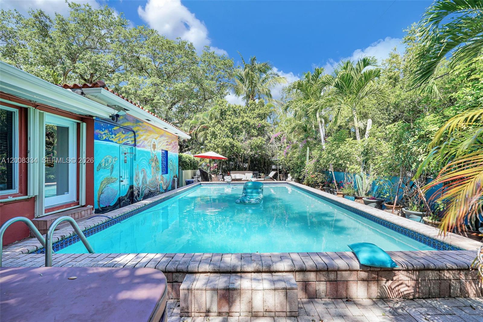 MIAMI SHORES SEC 3 - Residential