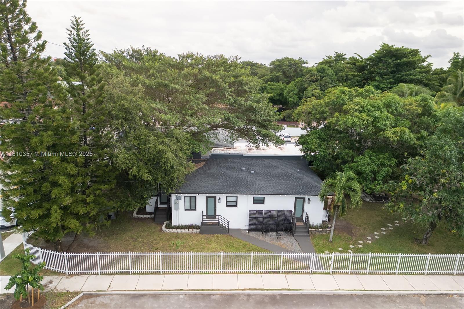 RAILWAY SHOPS ADDN 2ND AM - Residential Lease