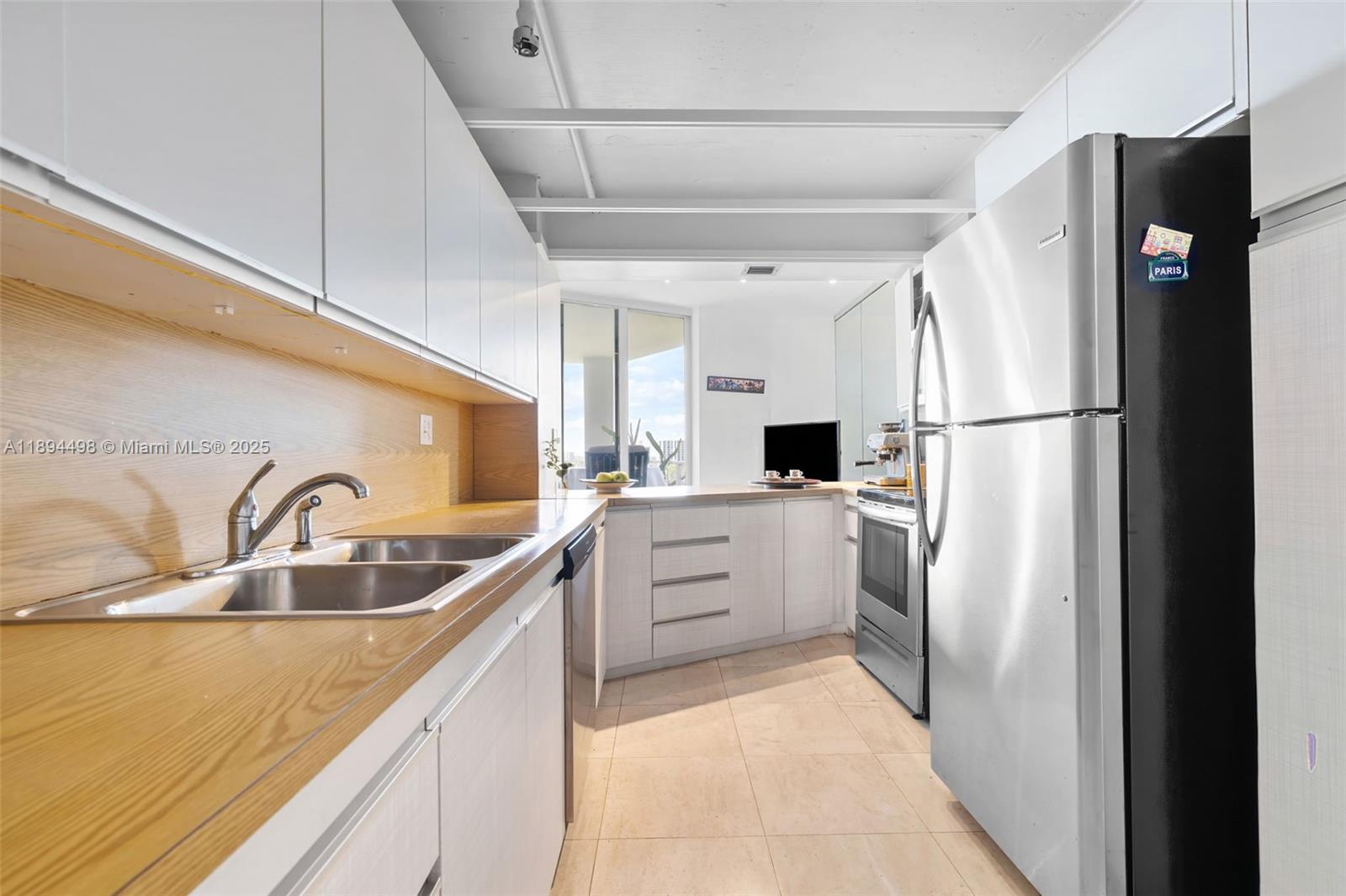 4000 Towerside Ter 1107