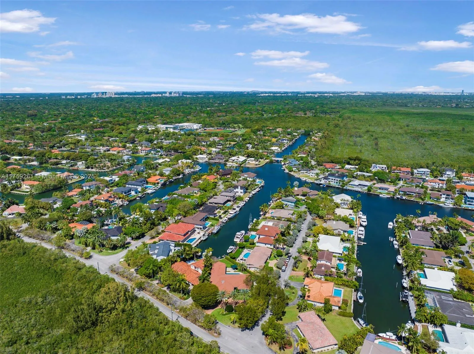 Coral Gables, Florida 33156, United States, 5 Bedrooms Bedrooms, ,4 BathroomsBathrooms,Residential,Active,85452